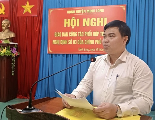 Đ/c Đinh Văn Điết- PBT HU- Chủ tịch UBND huyện phát biểu tại Hội nghị