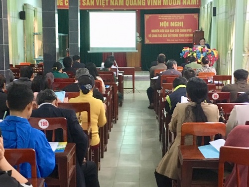 Đồng chí Lê Vũ Lương- TP dân số, ủy viên thường trực BCĐ triển khai các văn bản của Chính phủ