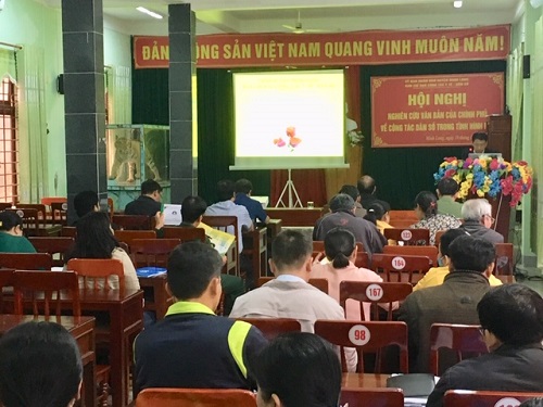 Đồng chí Nguyễn Văn Bảy Phó chủ tịch UBND huyện, trưởng BCĐ công tác DS KHHGĐ huyện phát biểu khai mạc hội nghị