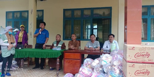 Đồng chí Trần Đăng Minh, PCT Hội LHTN VN tỉnh phát biểu tại chương trình