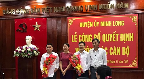 Huyện ủy Minh Long tổ chức Lễ công bố Quyết định về công tác cán bộ