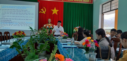 Tổ chức lớp bồi dưỡng giáo dục đặc thù cho đội ngũ cán bộ quản lý, giáo viên Trường Phổ thông DTNT THCS huyện Minh Long trong năm 2020