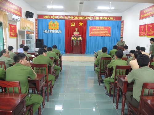 Công an huyện Minh Long tổ chức Hội nghị và lễ ra quân đợt cao điểm Tết năm 2021