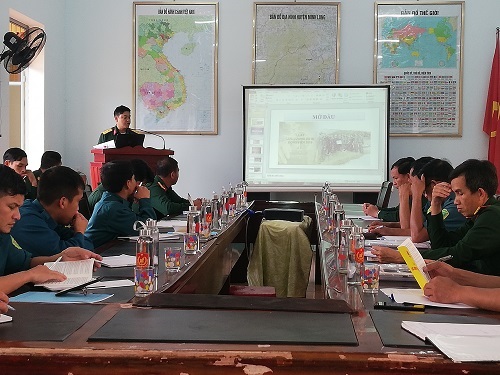 Ban CHQS huyện Minh Long tổ chức tập huấn Luật DQTV và Luật DBĐV năm 2019 cho lực lượng thường trực, cán bộ Ban CHQS 5 xã, 2 đơn vị Tự vệ