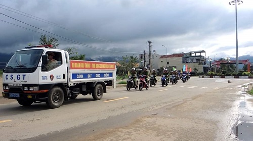 Công an huyện Minh Long tăng cường công tác bảo đảm trật tự, an toàn giao thông dịp Xuân Tân sửu 2021.