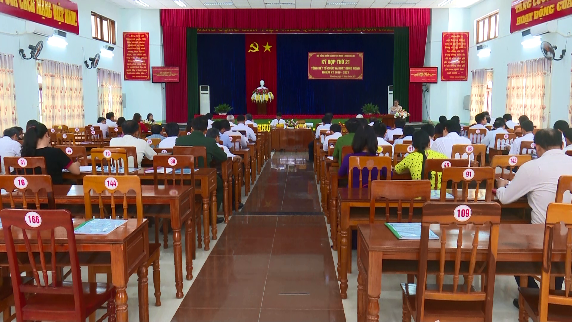 Tổng kết hoạt động Hội đồng Nhân dân huyện Minh Long khóa XI, nhiệm kỳ 2016-2021