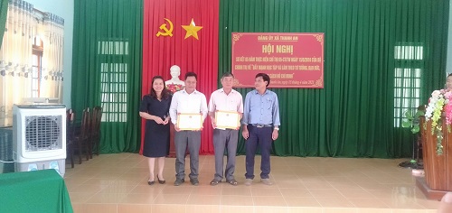 Đảng ủy xã Thanh An sơ kết 5 năm triển khai thực hiện Chỉ thị 05-CT/TW của Bộ Chính trị (khóa XII) về đẩy mạnh “Học tập và làm theo tư tưởng, đạo dức, phong cách Hồ Chí Minh”.