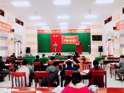 Hội đồng nhân dân xã Long Môn tổ chức kỳ họp thứ 3 khóa XII, nhiệm kỳ 2021- 2026