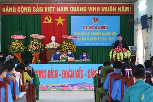 Đại hội điểm Đoàn TNCS Hồ Chí Minh xã Long Hiệp.