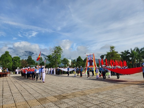 Khai mạc Đại hội Thể dục thể thao huyện Minh Long lần thứ VII.
