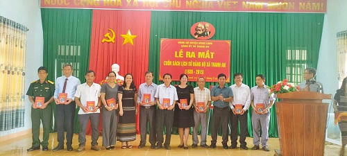 Xã Thanh An tổ chức Lễ ra mắt cuốn Lịch sử Đảng bộ xã 1930-2015