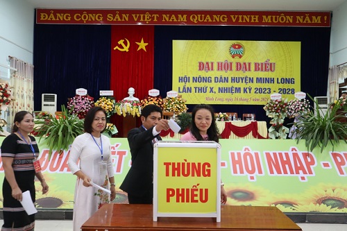 Đại hội đại biểu Hội Nông dân huyện Minh Long lần thứ X