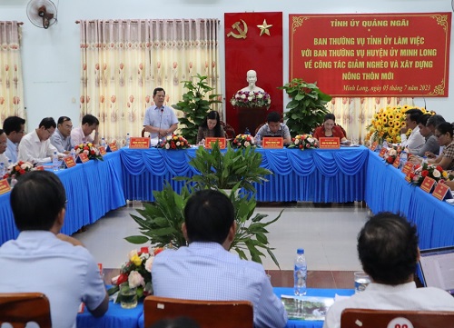 Ban Thường vụ Tỉnh ủy làm việc tại huyện Minh Long