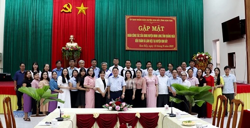 Đoàn công tác huyện Minh Long thăm và làm việc với UBND huyện Kon Rẫy