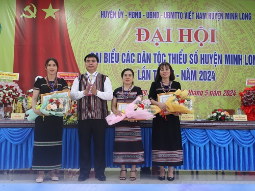 Đại hội các Dân tộc thiểu số huyện Minh Long lần thứ IV.