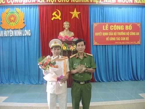 Công bố quyết định bổ nhiệm Trưởng Công an huyện Minh Long