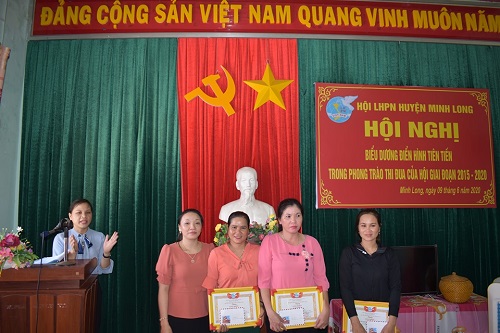 Hội LHPN huyện Minh Long tổ chức Hội nghị biểu dương điển hình tiên tiến trong phong trào thi đua của Hội giai đoạn 2015-2020