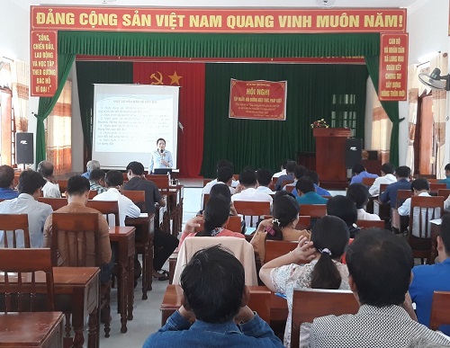 Tập huấn bồi dưỡng kiến thức pháp luật tại xã Long Mai