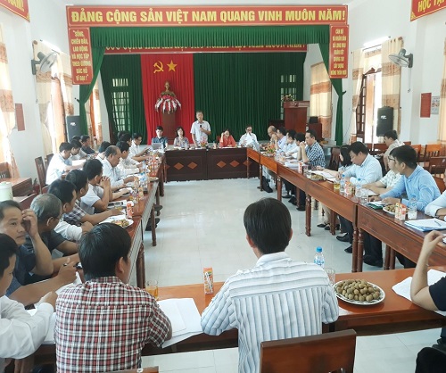Đoàn công tác của ủy ban về các vấn đề xã hội làm việc tại huyện Minh Long