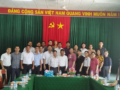 Lớp trung cấp LLCT-HCK19B02 tổ chức chuyến đi nghiên cứu thực tế Tại 3 Xã trên địa bàn huyện Minh Long