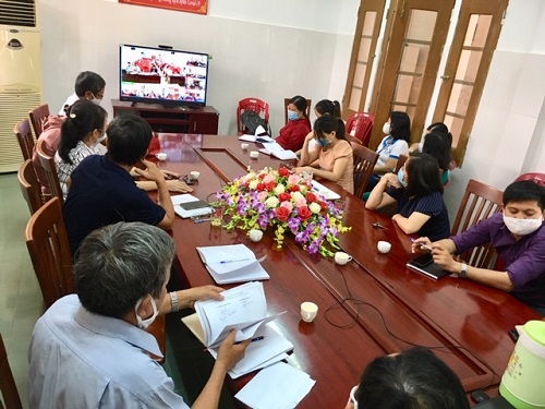 Điểm cầu Trung tâm y tế huyện Minh Long dự Hội nghị trực tuyến phòng, chống dịch bệnh Covid-19 trong tình hình hiện nay