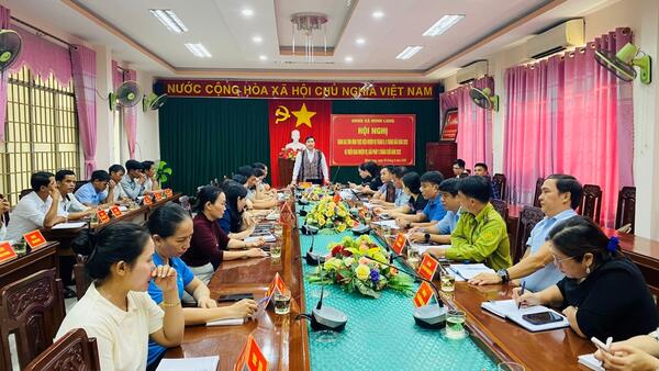 UBND xã Minh Long: Họp đánh giá tình hình thực hiện nhiệm vụ phát triển kinh tế - xã hội, ANQP tháng 9, 9 tháng đầu năm 2025 và triển khai nhiệm vụ, giải pháp 03 tháng cuối năm 2025